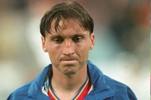 Romanian Football Players in South Korea Popescu-gabriel-1998